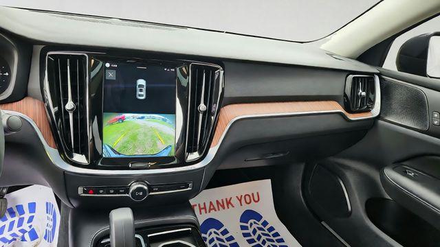 2023 Volvo S60 Recharge T8 Plus Dark Theme