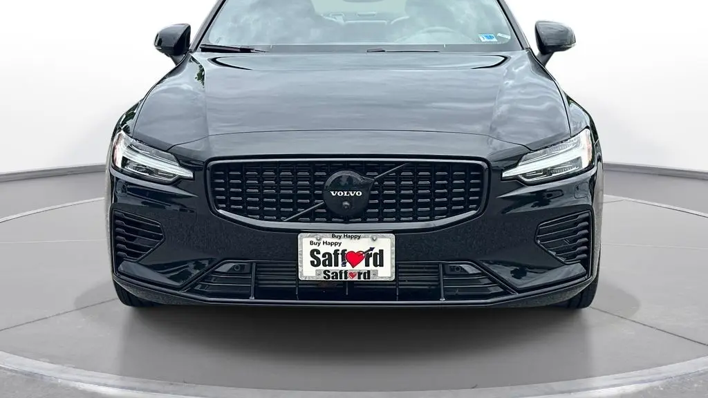 2023 Volvo S60 Recharge T8 Plus Black Edition