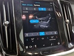 2025 S60 Thumbnail 16