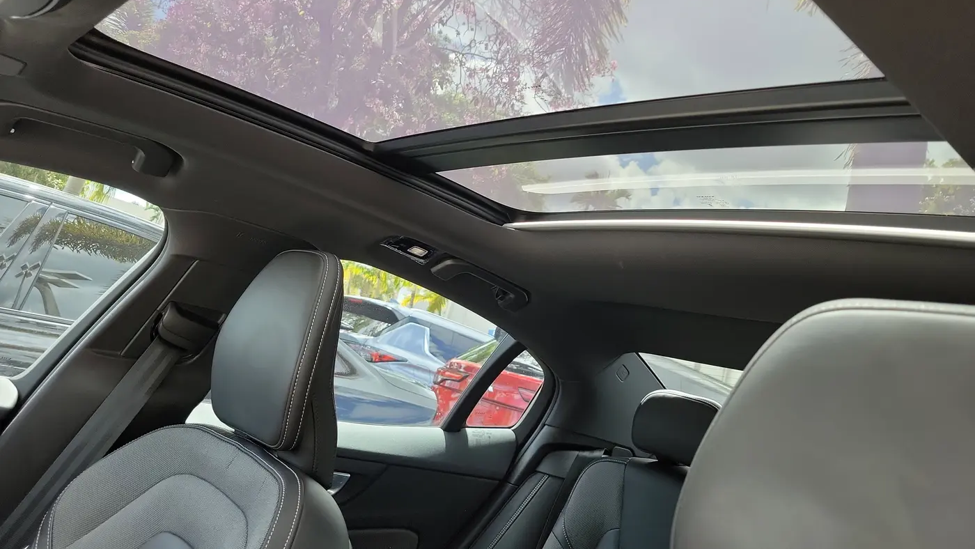 2024 Volvo S60 B5 Plus Black Edition