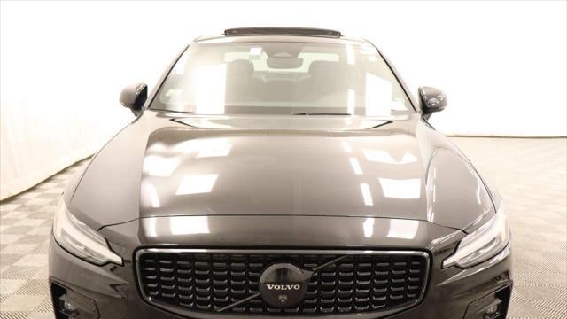2024 Volvo S60 B5 Plus Black Edition