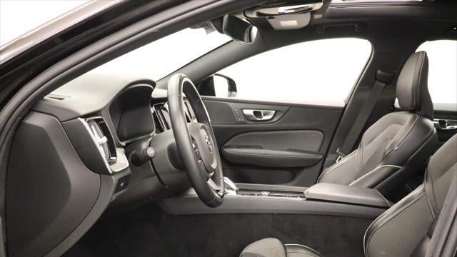 2024 Volvo S60 B5 Plus Black Edition