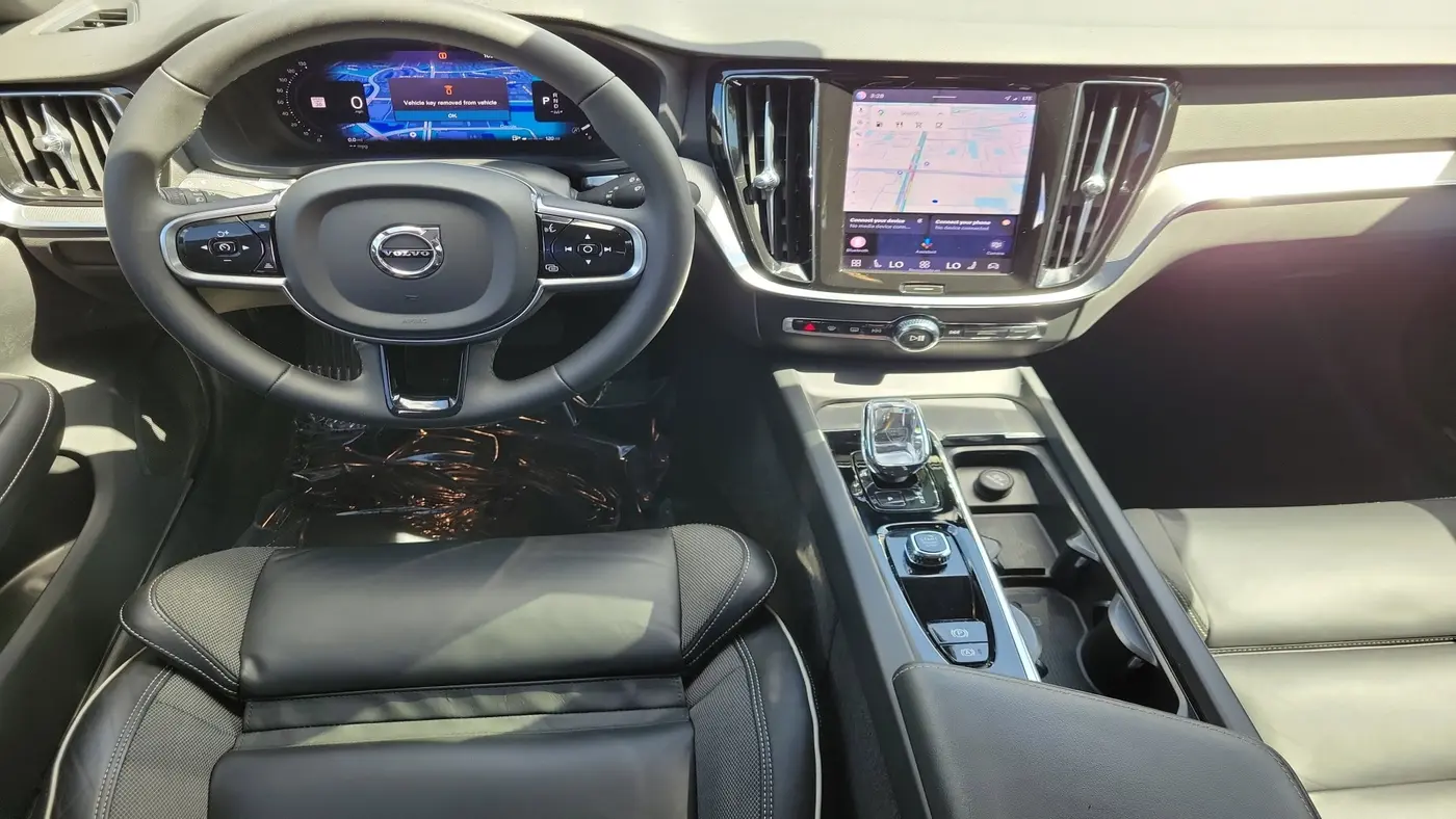 2024 Volvo S60 B5 Plus Black Edition