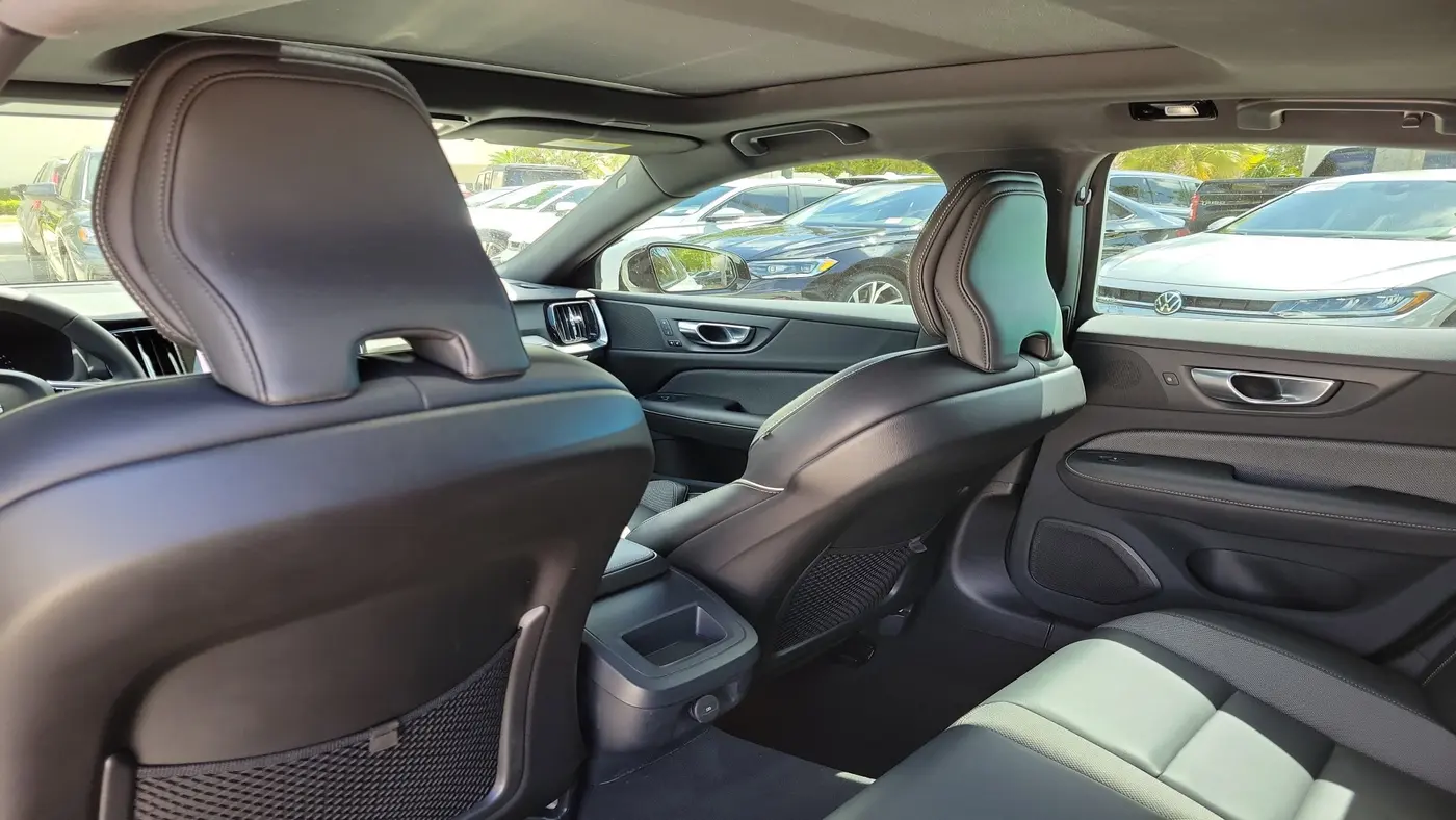 2024 Volvo S60 B5 Plus Black Edition