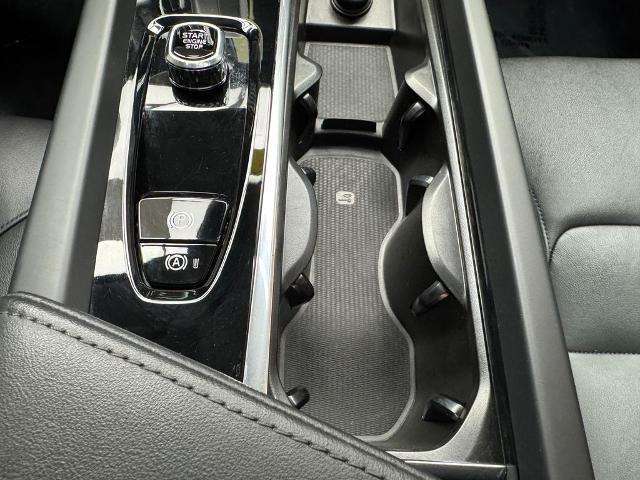 2025 Volvo S60 - $28,200