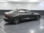 2024 S60 Thumbnail 4