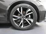 2024 S60 Thumbnail 14