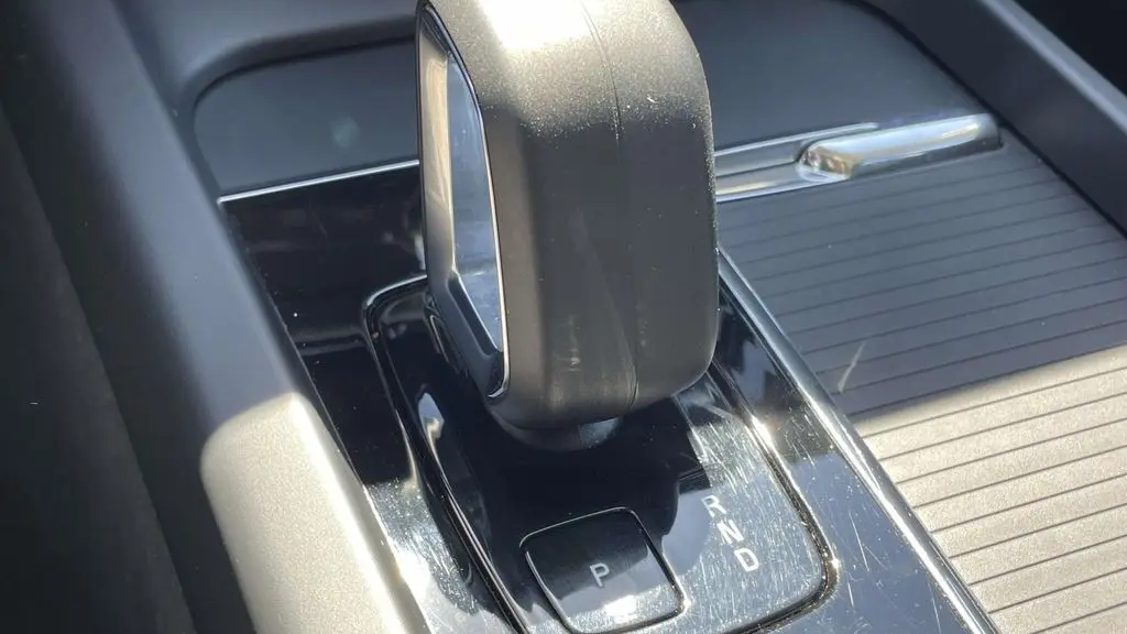 2024 Volvo S60 B5 Core Dark Theme
