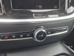 2024 S60 Thumbnail 22