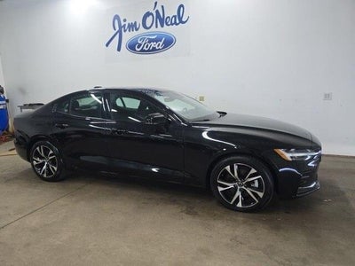 2024 Volvo S60 B5 Core Dark Theme 4DR Sedan