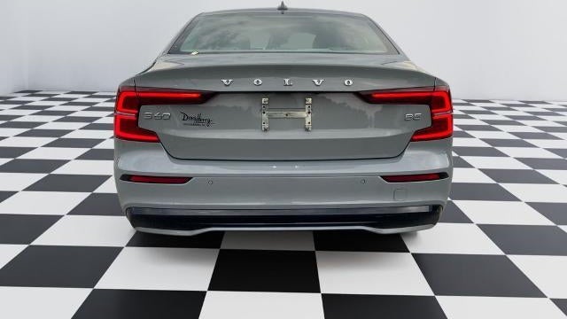 2024 Volvo S60 B5 Plus Dark Theme