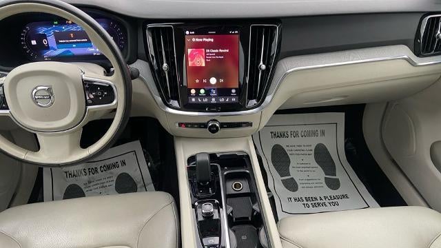 2024 Volvo S60 B5 Plus Dark Theme