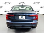 2022 S60 Thumbnail 6