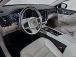 2022 S60 Thumbnail 9