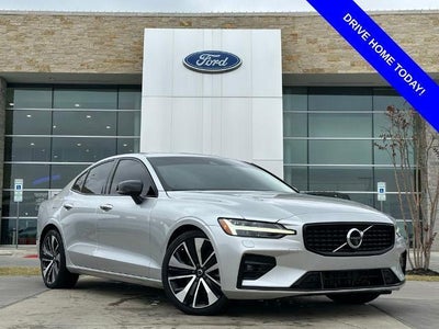 Photo of a 2022 Volvo S60 B5 Momentum 4DR Sedan for sale