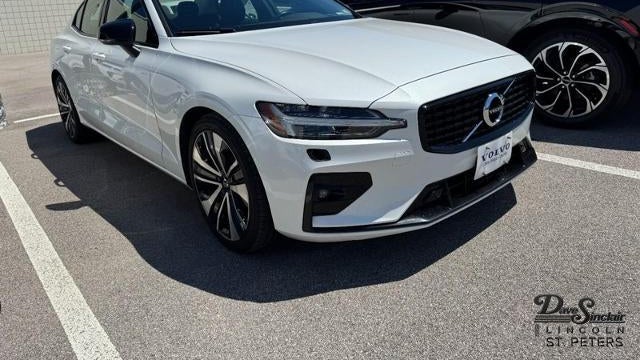 Preowned 2022 Volvo S60 B5 Momentum for Sale