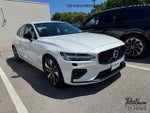 2022 S60 Thumbnail 1