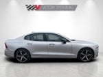 2025 S60 Thumbnail 3