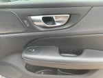 2025 S60 Thumbnail 20