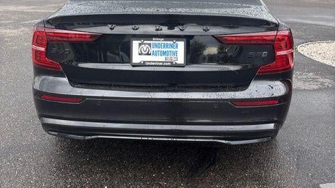 2024 Volvo S60 B5 Plus Black Edition