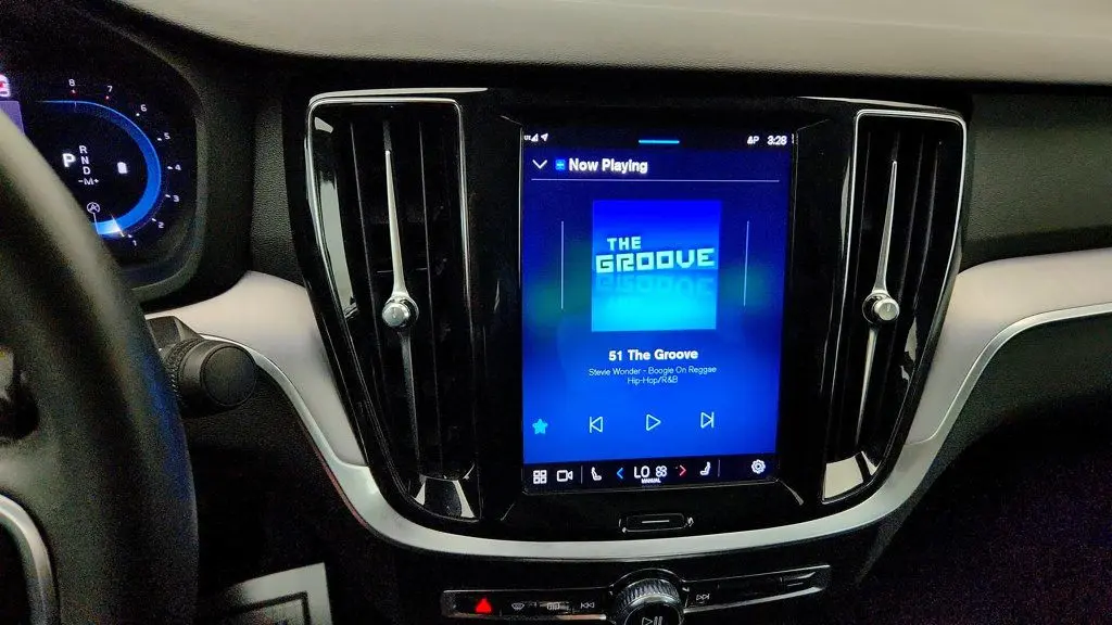2023 Volvo S60 B5 Core Dark Theme