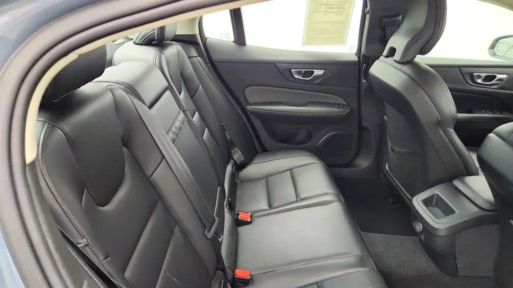 2023 Volvo S60 B5 Core Dark Theme
