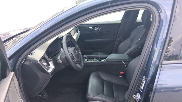 2024 Volvo S60 B5 Core Dark Theme
