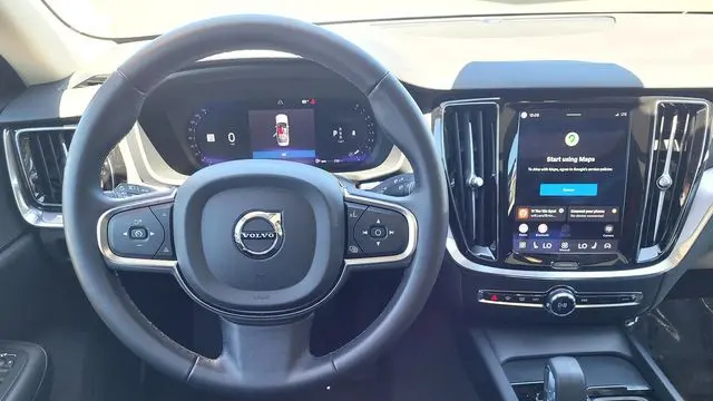 2024 Volvo S60 B5 Core Dark Theme