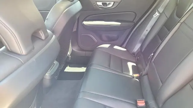 2024 Volvo S60 B5 Core Dark Theme