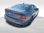 2024 S60 Thumbnail 5