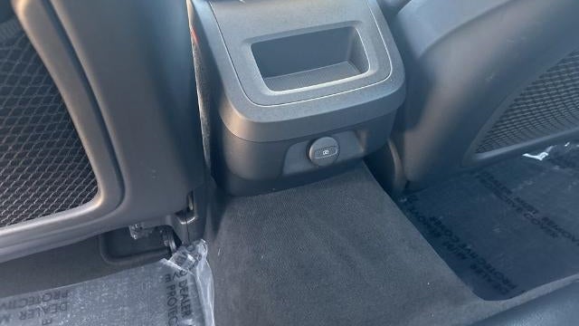 2024 Volvo S60 B5 Core Dark Theme