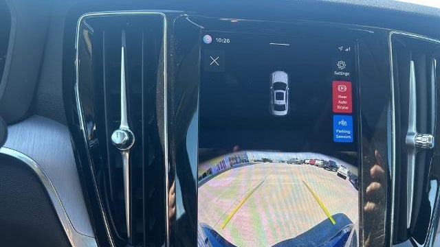 2024 Volvo S60 B5 Core Dark Theme