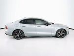 2024 S60 Thumbnail 24