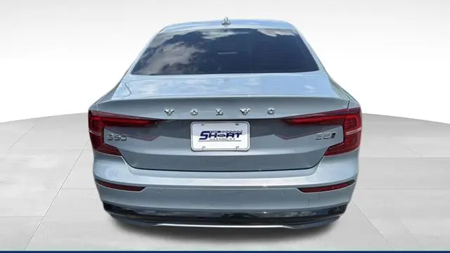 2024 Volvo S60 B5 Plus Dark Theme