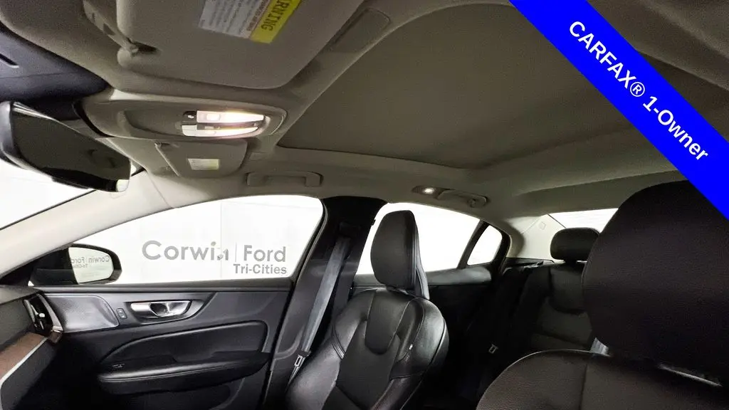 2024 Volvo S60 B5 Plus Dark Theme