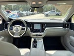 2024 S60 Thumbnail 11