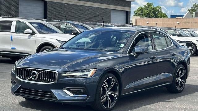2022 Volvo S60 B5 Inscription