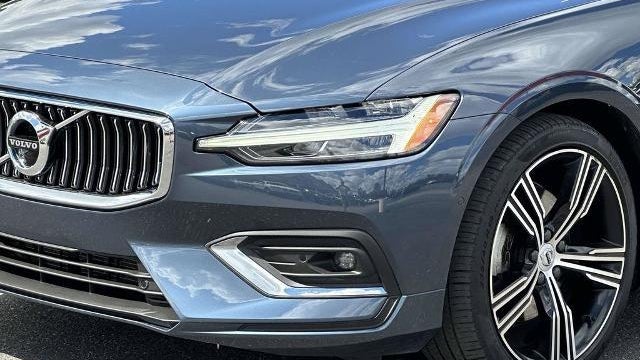 2022 Volvo S60 B5 Inscription