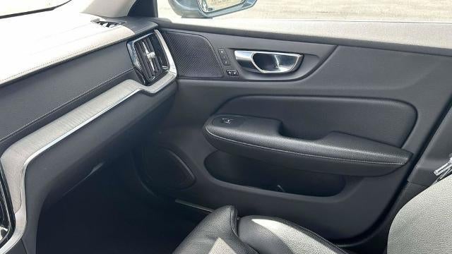 2022 Volvo S60 B5 Inscription