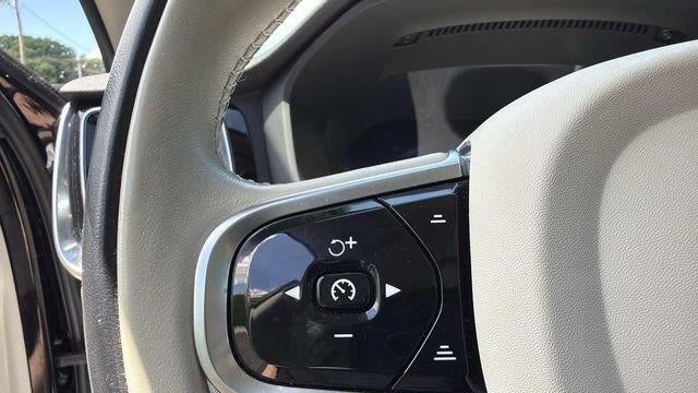 2024 Volvo S60 B5 Plus Dark Theme
