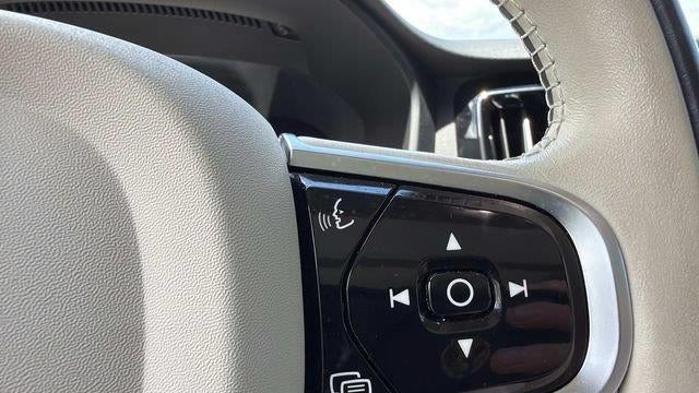 2024 Volvo S60 B5 Plus Dark Theme