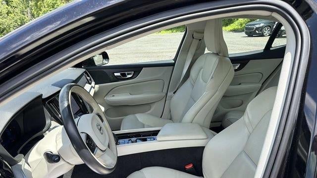 2024 Volvo S60 B5 Plus Dark Theme
