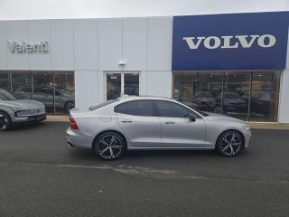 2024 Volvo S60 with Silver Dawn Exterior