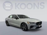 2024 S60 Thumbnail 5