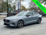 2022 S60 Thumbnail 3