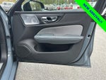 2022 S60 Thumbnail 14