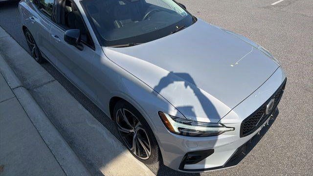 2023 Volvo S60 B5 Core Black Edition