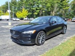 2022 S60 Thumbnail 4