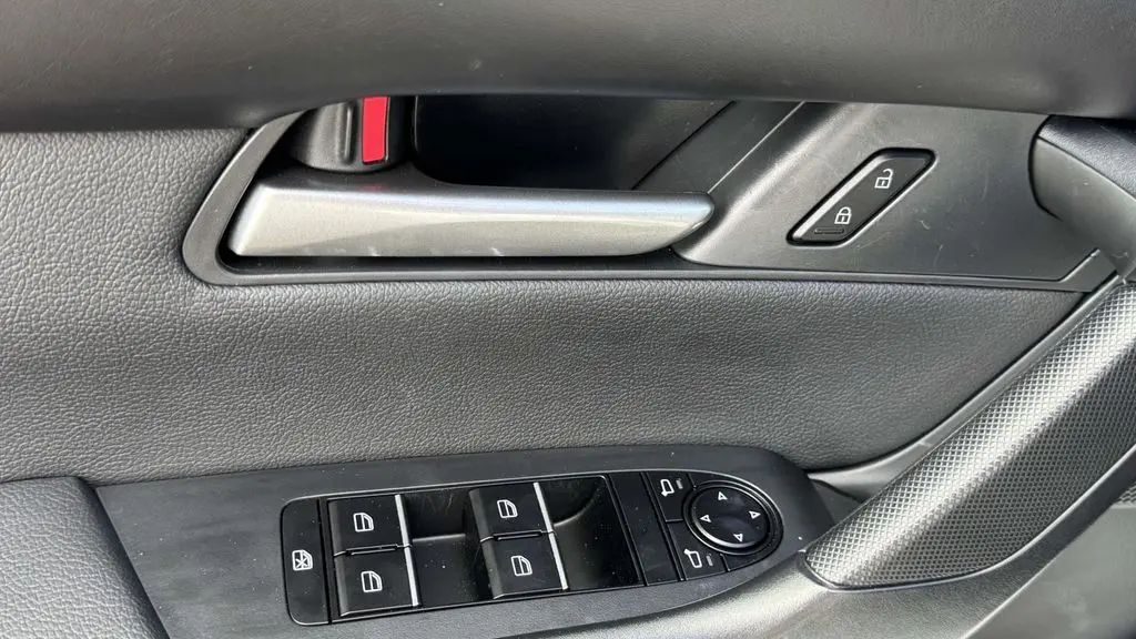 2025 Mazda CX-50 Hybrid Premium