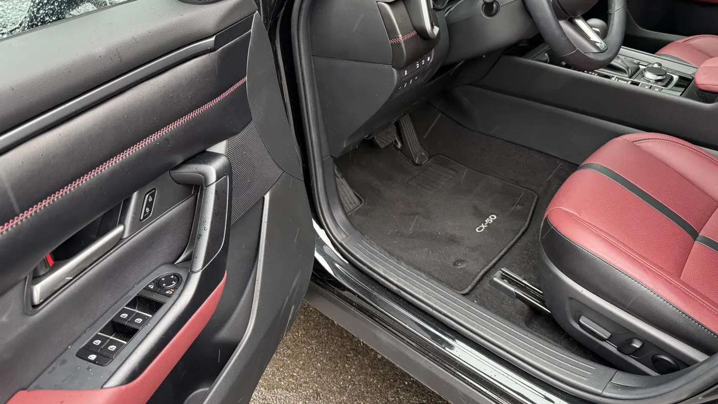 2026 Mazda CX-50 Hybrid Premium